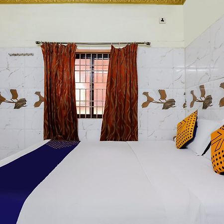 Hotel Spot On 40324 Vvr Residency Chennai Exterior foto