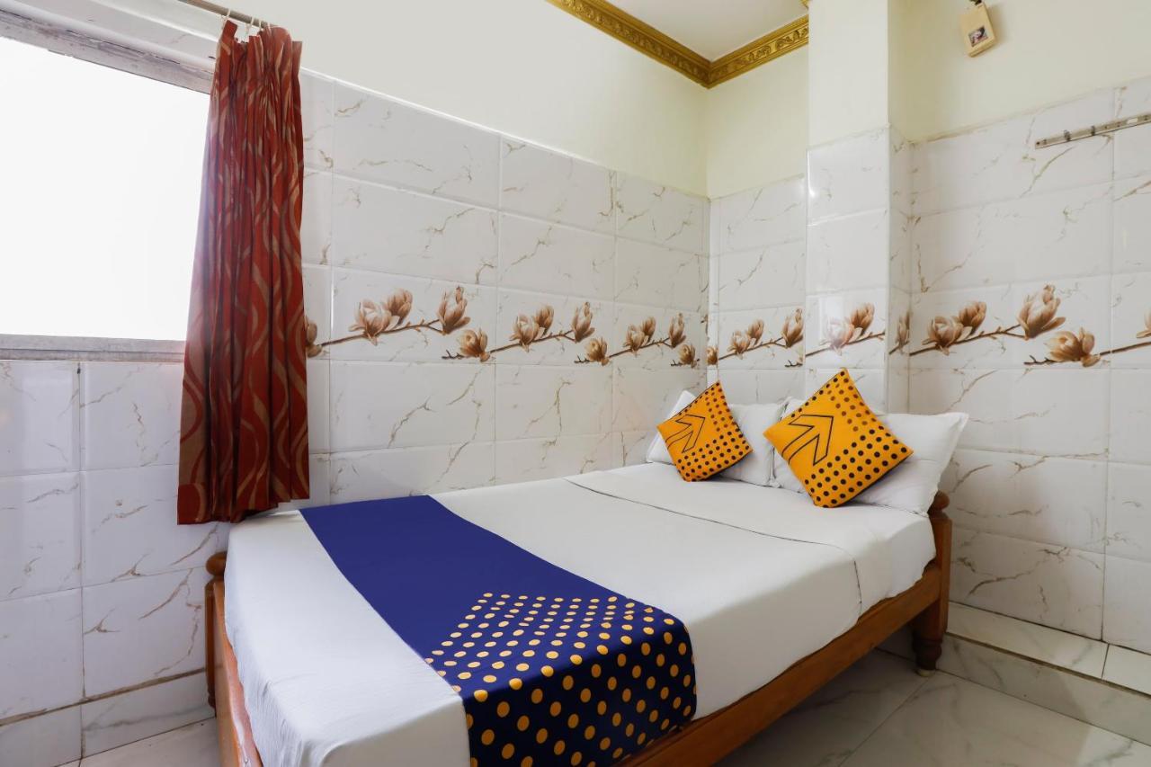 Hotel Spot On 40324 Vvr Residency Chennai Exterior foto